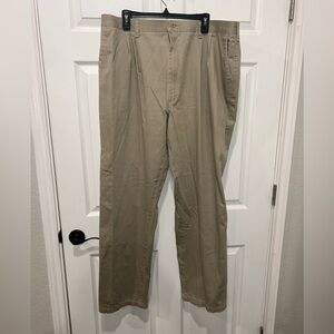 Wrangler Pants Men's 42x34 Riata Relaxed Fit Beige/Tan